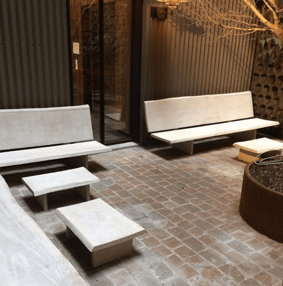 Benches YUST – 9/2019